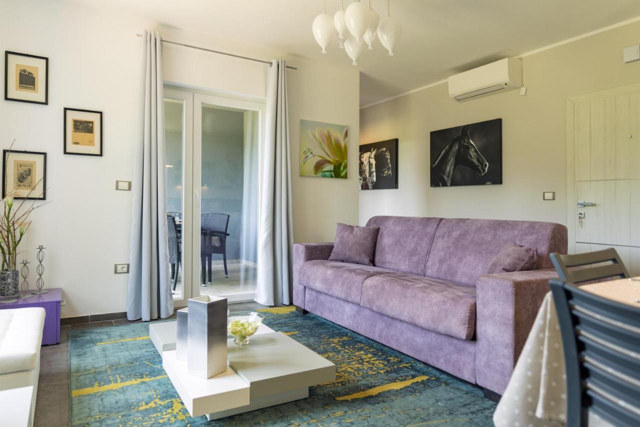 Luxury Villa Cetiri Hrasta Pićan Esterno foto