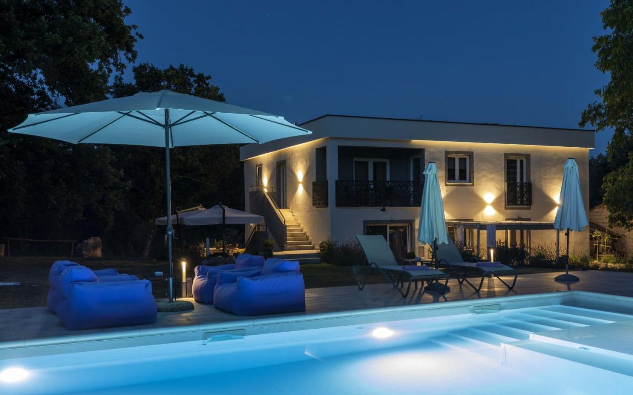 Luxury Villa Cetiri Hrasta Pićan Esterno foto